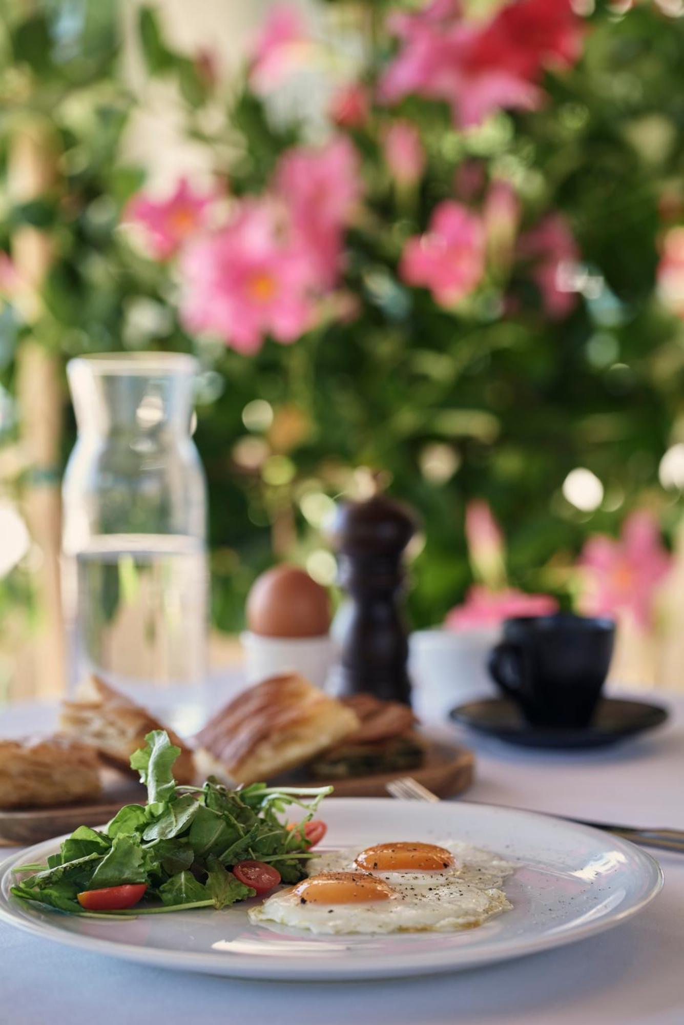 Celestial All Suites Afrato المظهر الخارجي الصورة