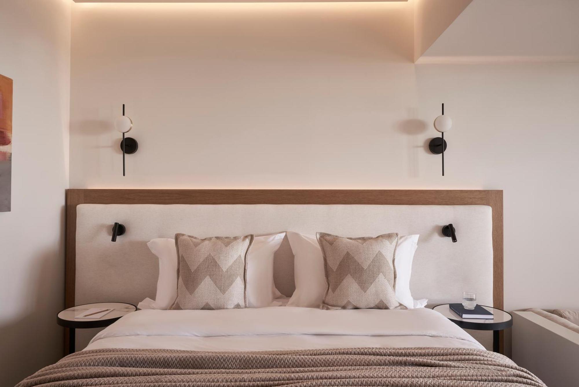 Celestial All Suites Afrato الغرفة الصورة